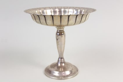 Sterling Silver Scalloped Edge Compote Dish on Stand