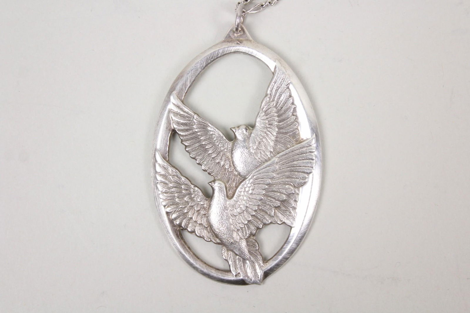 Wallace Sterling 1976 "Peace on Earth" Dove Christmas Necklace (1 of 7)