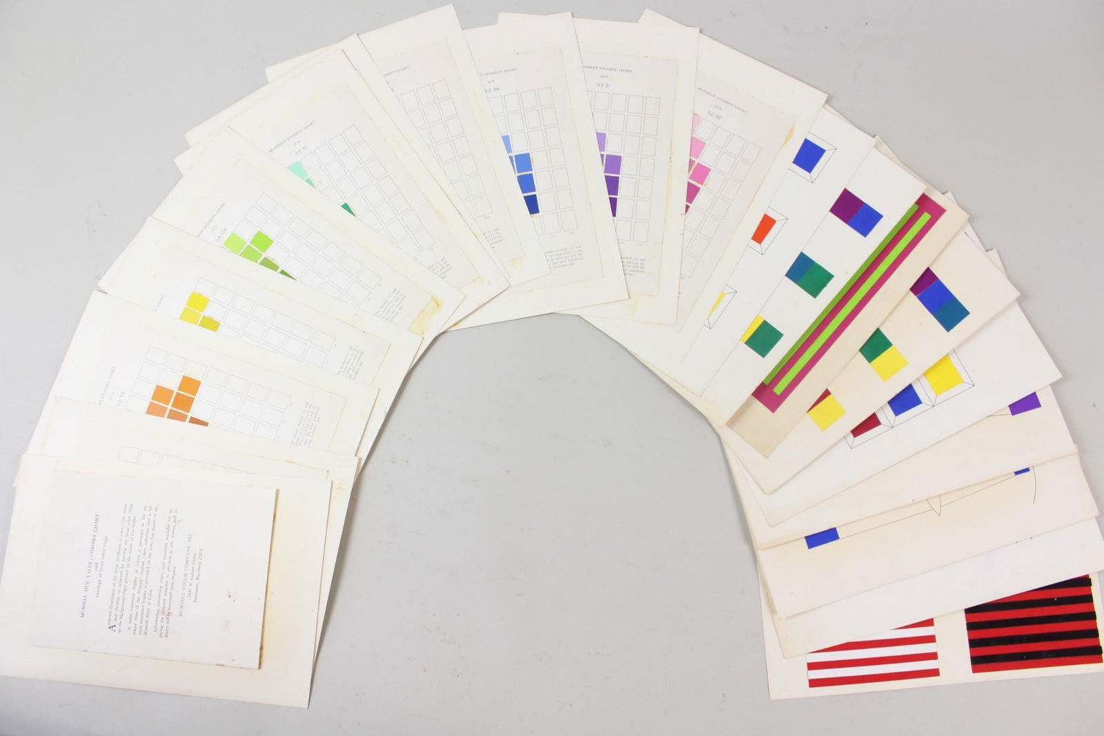 20 Munsell Student Color Charts & Color Perception Cards (1 of 13)