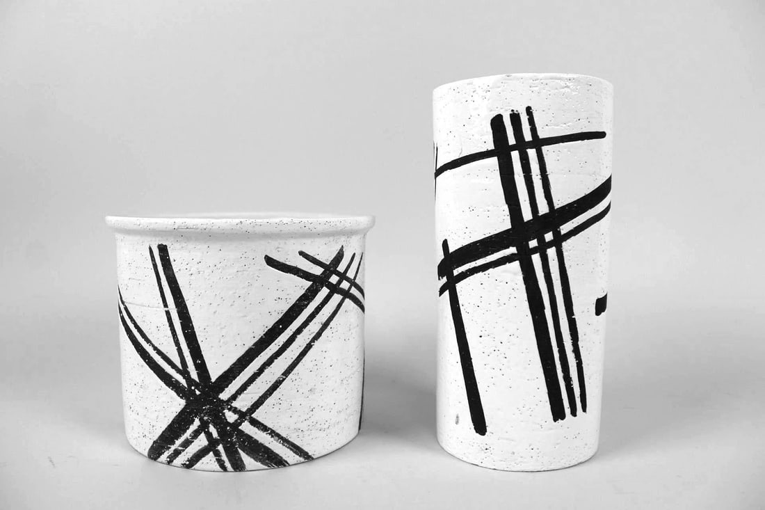 Pair of Aldo Londi for Bitossi B/W Ceramic Vessels, Rosenthal-Netter (1 of 11)