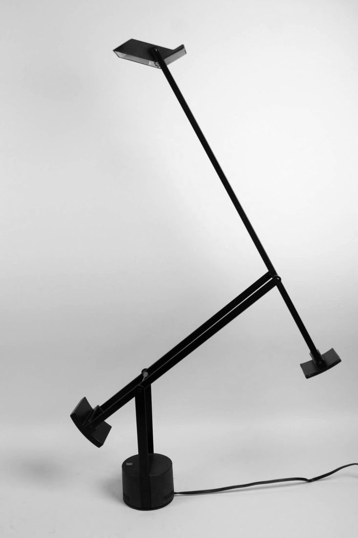 Italian 'Tizio' Articulating Floor Lamp, R. Sapper for Artemide (1 of 13)