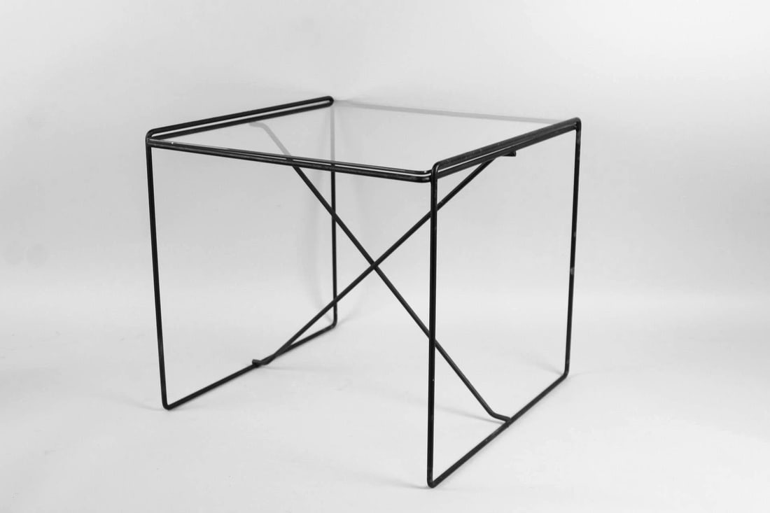 Iron & Glass Max Sauze Isosceles Side Table: Mid-Century Modern Iron & Glass Max Sauze Isosceles Side Table. This table has a bent wire metal frame with an X brace in the center and a glass top. No maker's mark, we believe this is the 'Isosceles