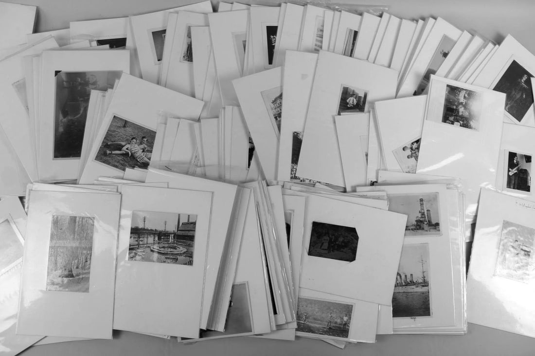 Collection of 200+ Snapshot Photographs Etc, Vernacular (1 of 20)