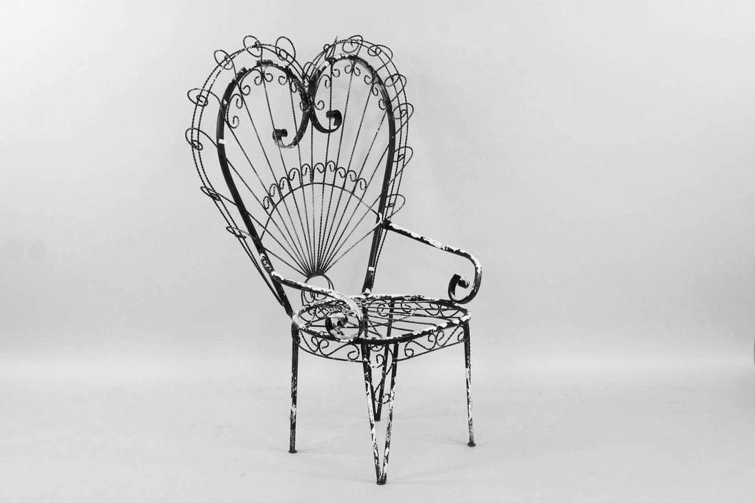 Victorian Wrought Iron Metal Heart Throne Chair (1 of 12)