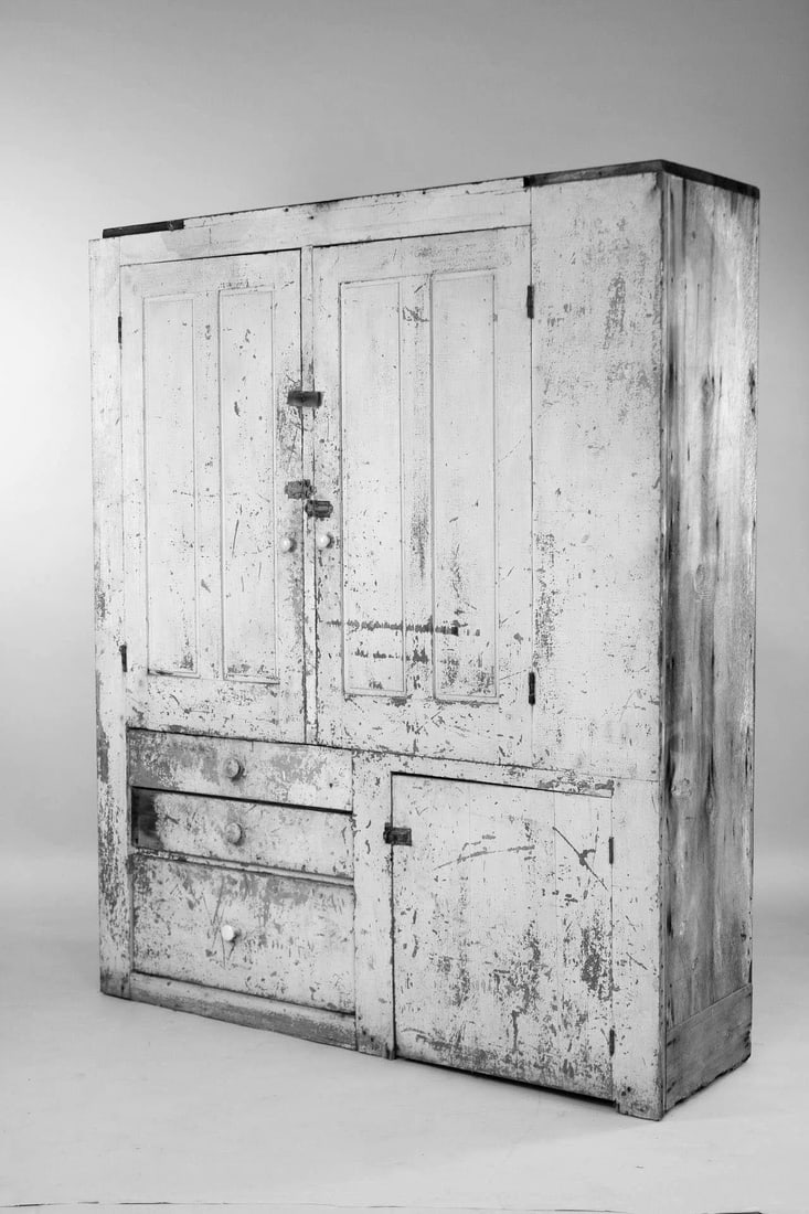 Large Primitive Cupboard Cabinet (1 of 18)