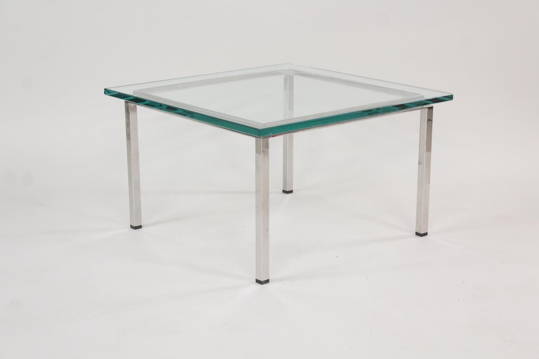 Chrome & Cantilevered Glass Side Table (1 of 10)