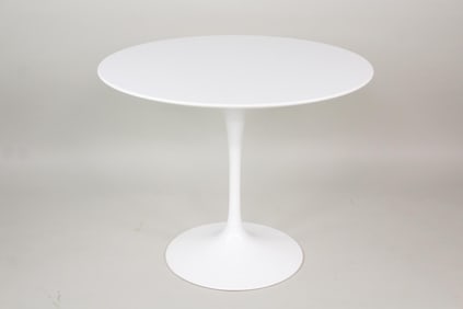 White Knoll Saarinen Tulip Table