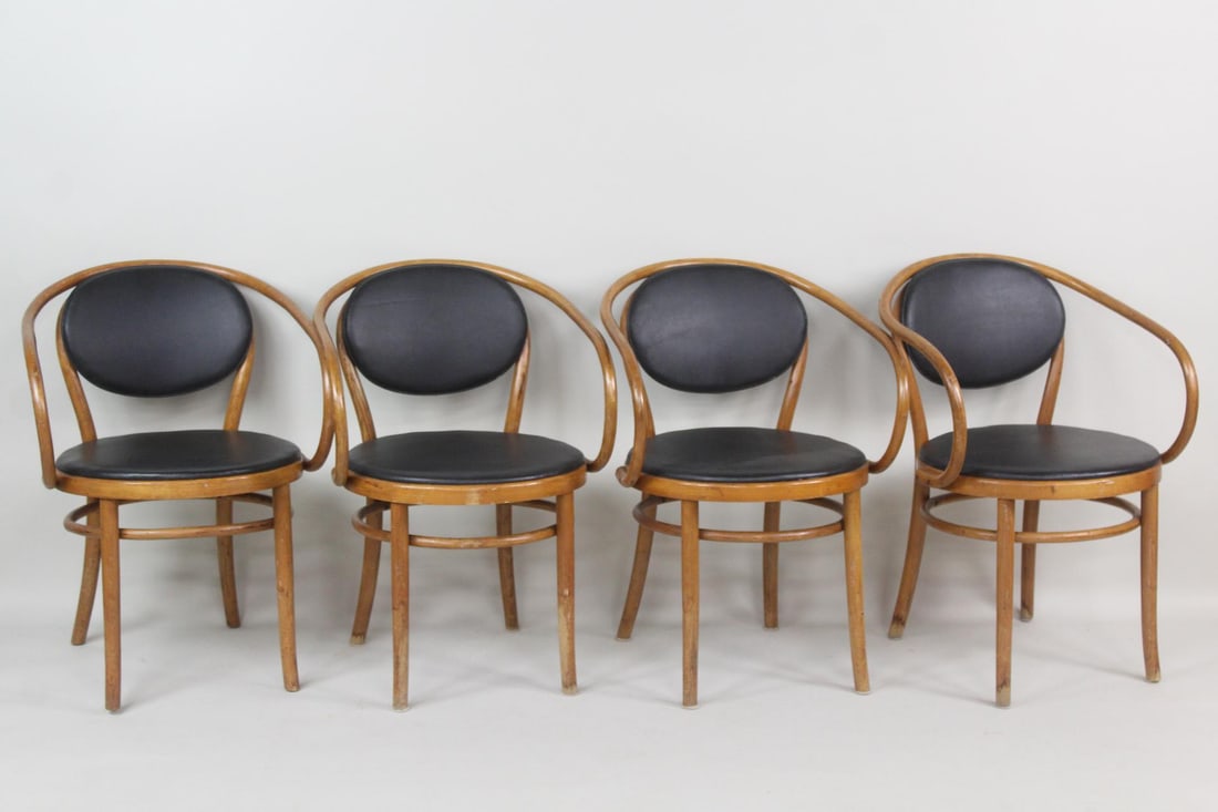 Set of 4 Thonet B9 Bentwood & Leather Armchairs (1 of 13)