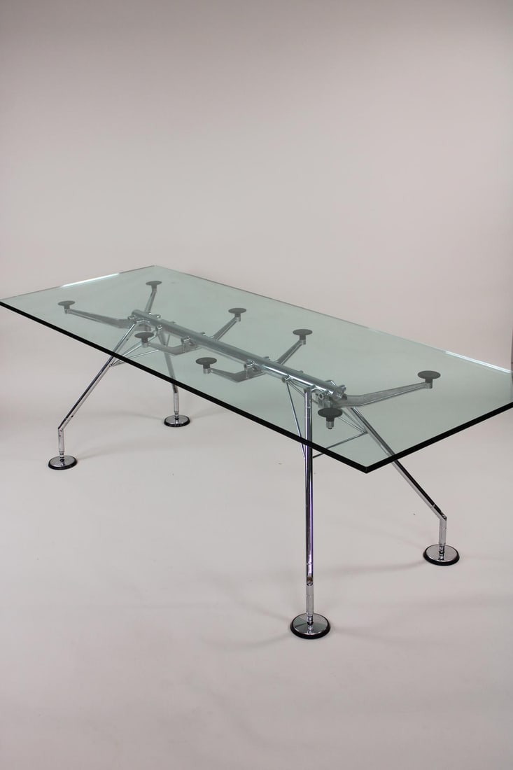 Nomos Table for Tecno by Norman Foster (1 of 18)