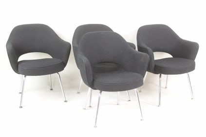 Set of 4 Saarinen Knoll Executive Armchairs, 2 of 4
