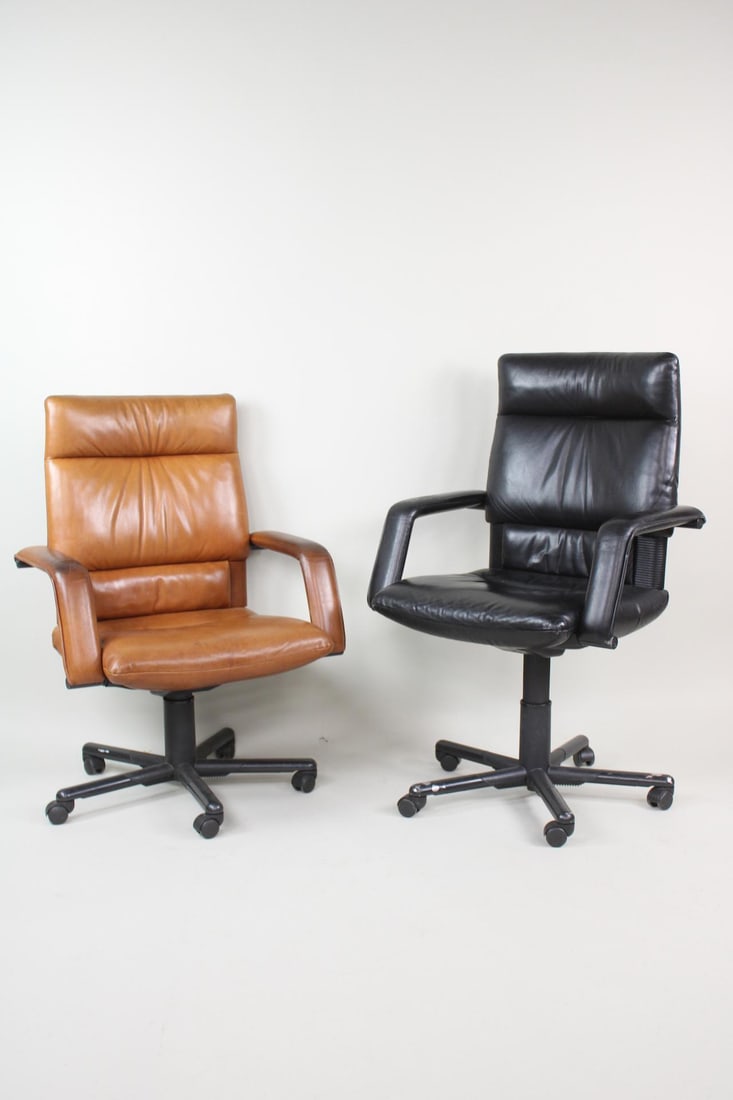 Pair of Leather Bellini Vitra Office Chairs (1 of 20)