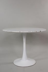 Mid Century Modern Tulip Table