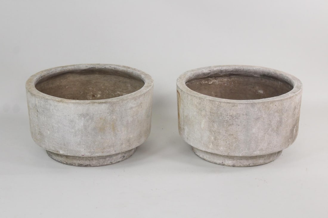Pair of Minimalist Fiberglass Garden Planters, Will Guhl Style (1 of 7)