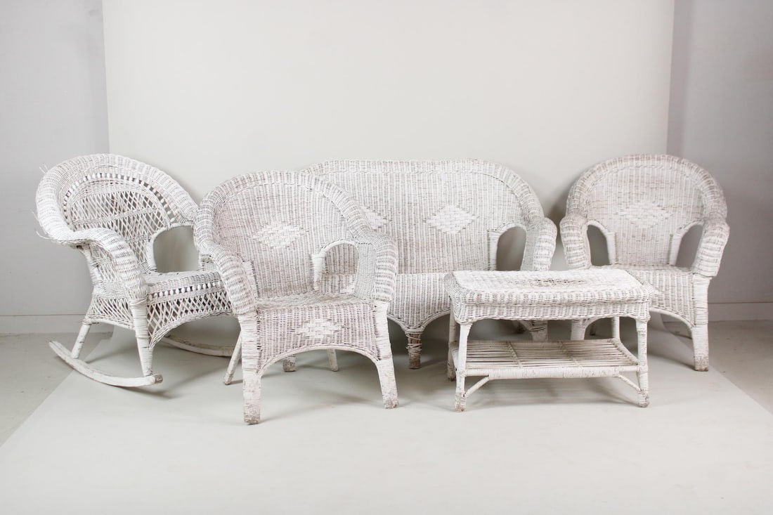 5 Pc Set White Painted Wicker Garden Furniture (1 of 18)