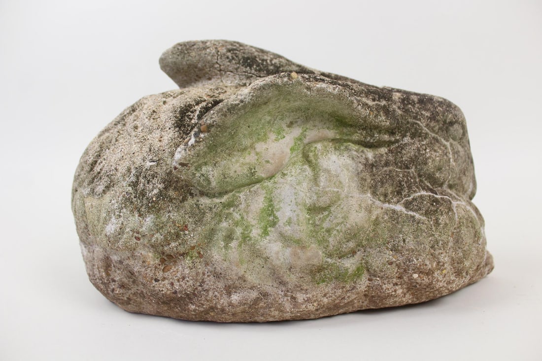 Cast Stone Concrete Rabbit Garden Sculpture (1 of 13)