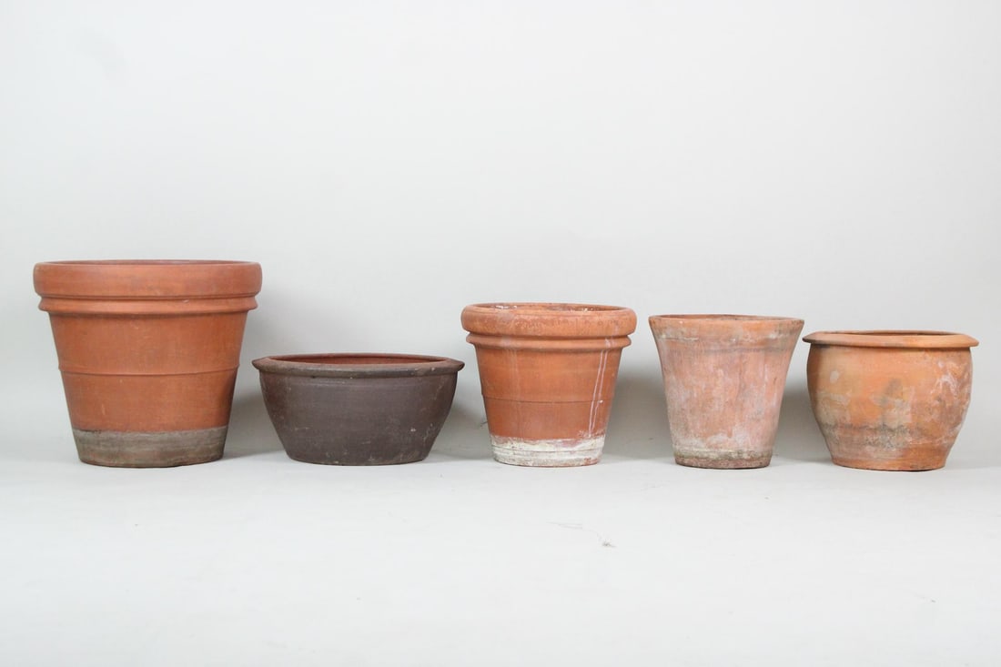 Group of 5 Larger Terra Cotta Planters, Italy (1 of 7)