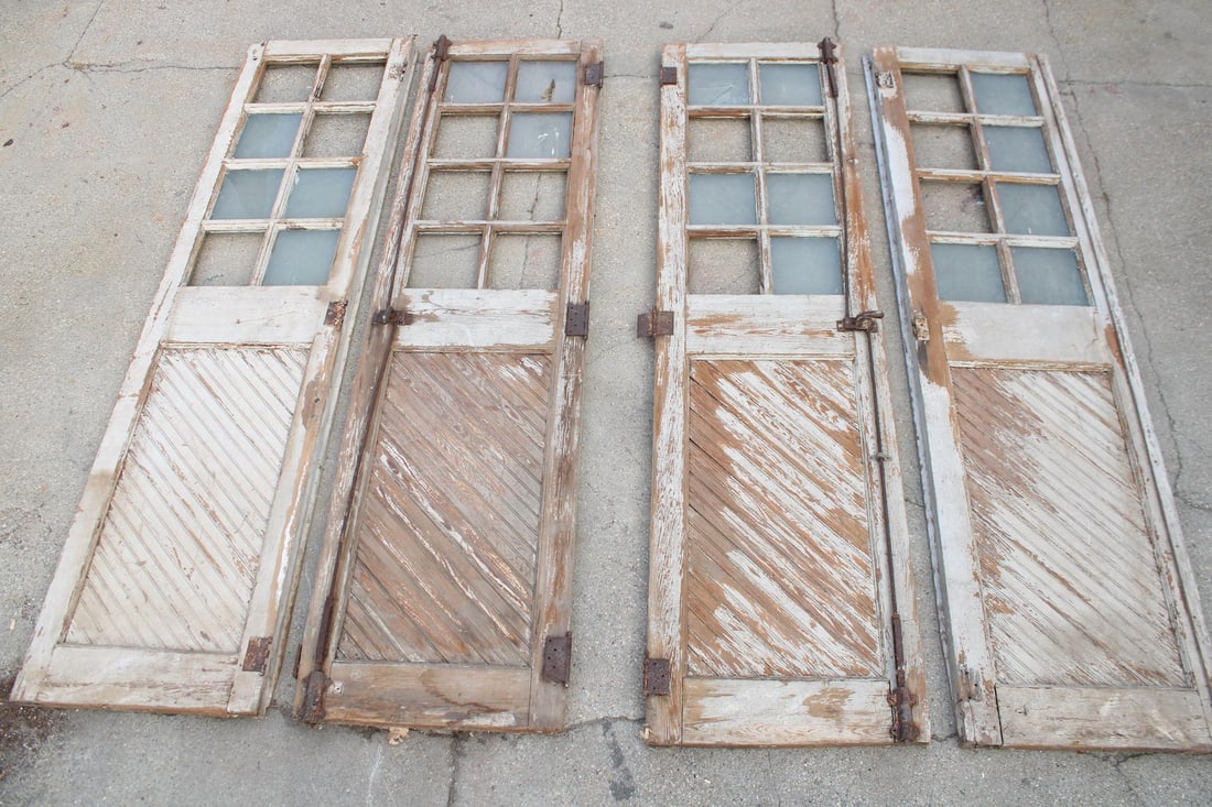 Set of 4 Huge 10 Ft Wooden Garage Barn Doors (1 of 8)