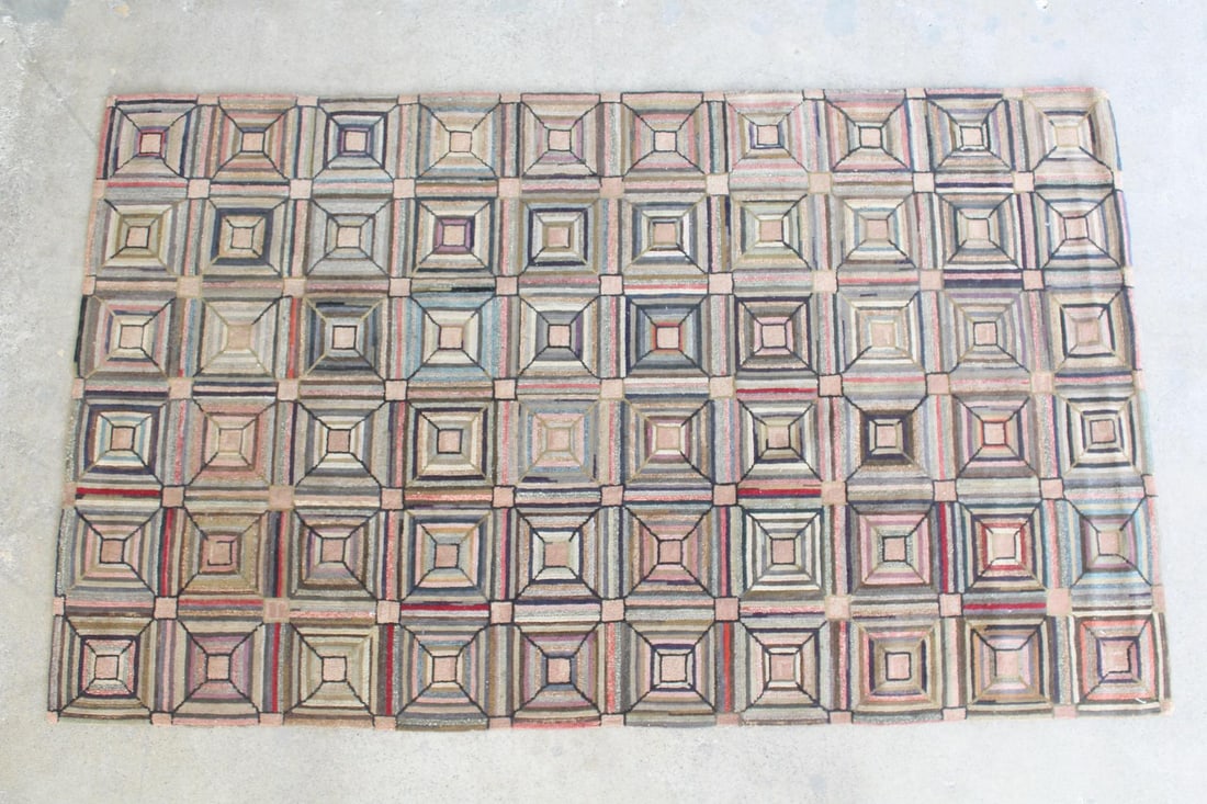 Geometric 5.5 x 10 Ft Multi-Color Hooked Rug (1 of 8)