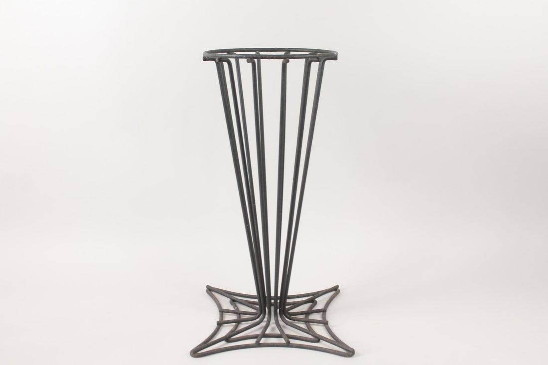 Mid Century Modern Wrought Iron Atomic Table Base (1 of 7)