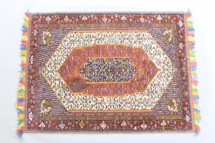Colorful Persian Oriental Rug with King Motif