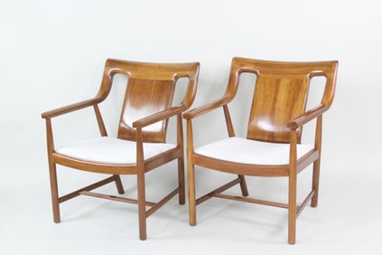 Pair of Ejnar Larsen Danish Modern Lounge Chairs
