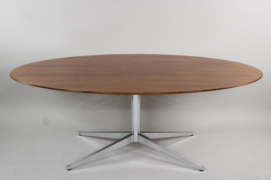 Florence Knoll Oval Dining Table (1 of 17)