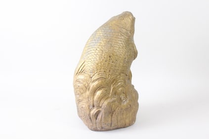 Gold Painted Cast Stone Concrete Koi Fish Figure Fountain