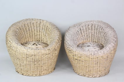 Pair of Wicker Rounded Lounge Chairs, Style of Isamu Kenmochi