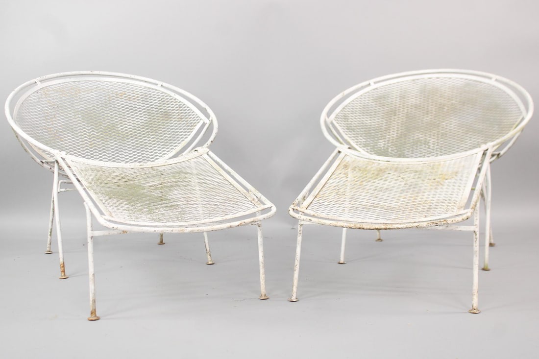 Pair of Maurizio Tempestini for Salterini "Radar" Lounge Chairs with Ottomans: Mid Century Modern Pair of Maurizio Tempestini for Salterini "Radar" Lounge Chairs with Ottomans. This pair ofSalterini Radar chairshave a removeable leg ottoman.. Dimensions are 27.75 in h x 30 in w