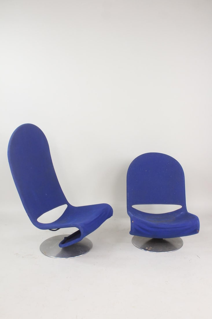 Pair of Verner Panton Blue 1-2-3 Chairs (1 of 12)