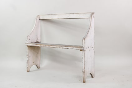 Primitive White Painted Bucket Bench