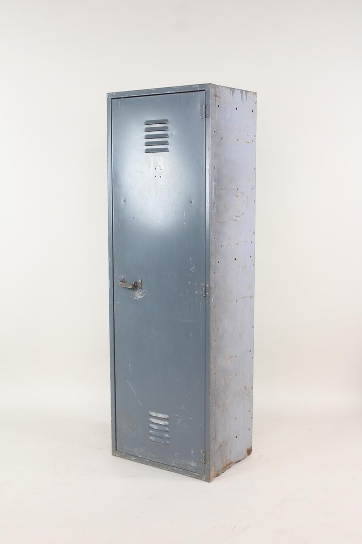 Industrial Aluminum WWII US Navy Locker (1 of 12)