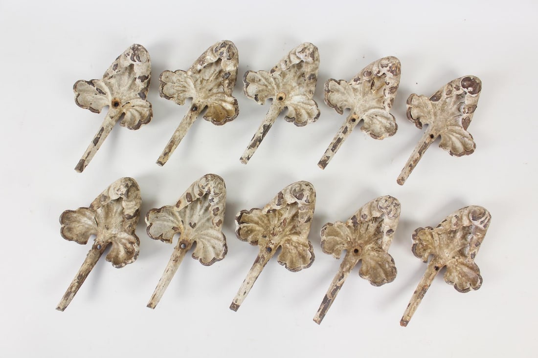 Lot of 10 Antique Cast Iron Architectural Leafs (1 of 10)