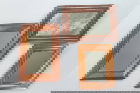 Lot of 3 Antique Ogee Frames, Mahogany Etc: Lot of 3 Antique Ogee Frames, Mahogany Etc. There is one mahogany and the other two are stained wood. Dimensions are 26.5-37 in h x 20.5-25 in w x 1.5 in d. Condition is good. Please call or email for
