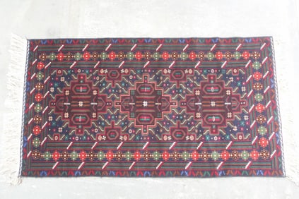 Colorful Oriental Persian Rug, 7.5x4 Ft