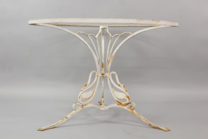 Cast Iron Round Patio Table Swan Decorated Base