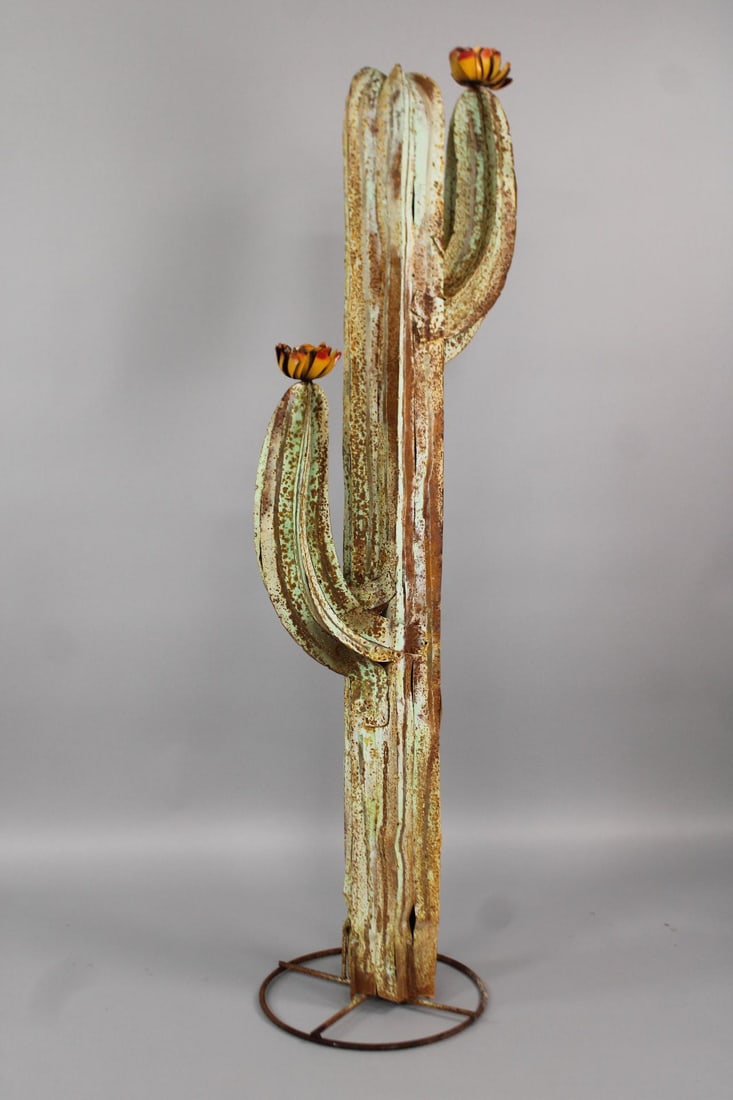 Rusty Metal 5ft Cactus Garden Sculpture (1 of 10)