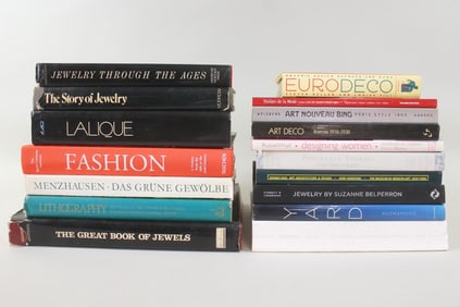 Collection of 17 Design & Fashion Books; Art Deco, Jewelry, Signed Lalique