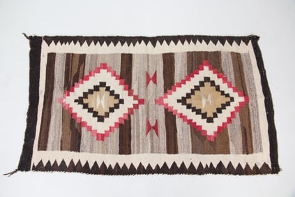 Navajo Dine Wool 'Red Mesa' Rug