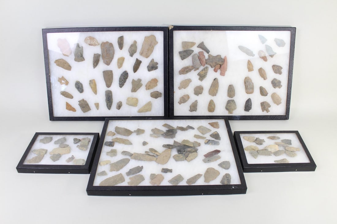 Collection of Native American Indian Artifacts, Arrowheads (1 of 18)