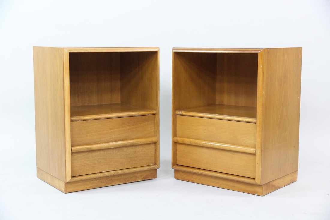 Pair of Side Tables, T. H. Robsjohn-Gibbings for Widdicomb (1 of 9)