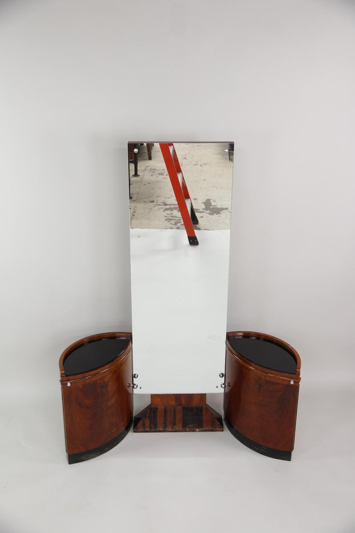 Art Deco Streamline Vanity by Leo Jiranek for Grand Rapids Furniture (1 of 13)