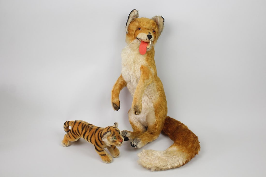 Steiff Mohair Large Begging Display Fox & Small Tiger (1 of 12)