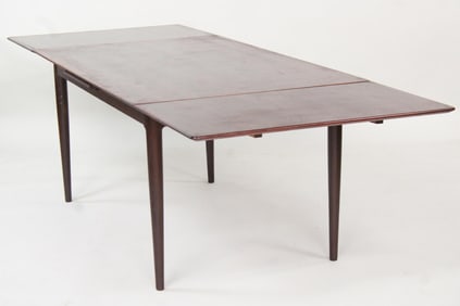 Moreddi Danish Modern Rosewood Dining Table