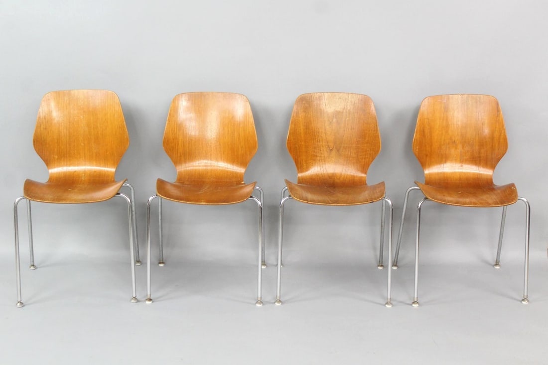 Set of 4 Modernist Teak Wood & Metal Chairs, Oivind Iversen: Set of 4 Mid-Century Modern Bent Plywood Dining Chairs. Matching set of sleek & practical chairs have a thin profile, bent plywood seats, and metal frames. Lightweight and stackable. These are unmarke