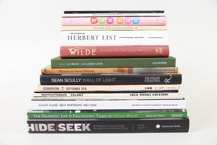 16 Books & Magazines Art & Gay Interest, Mapplethorpe, Hockney