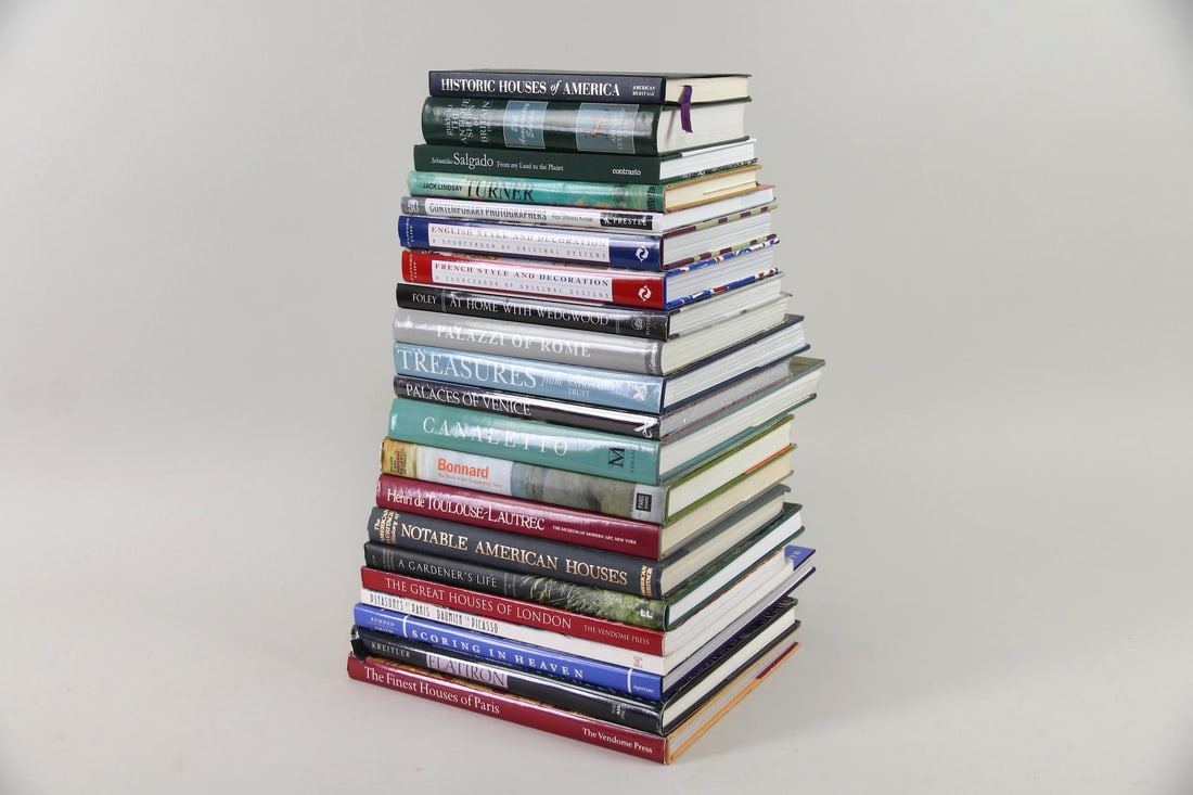 Collection of 21 Coffee Table Books, Art, Historic Architecture, Antiques: Collection of 21 Books, Art, Architecture, Antiques, England, France. Assorted books with titles and subjects including Roman & Venetian palaces, Bonnard, Turner, gardening, historican American homes,