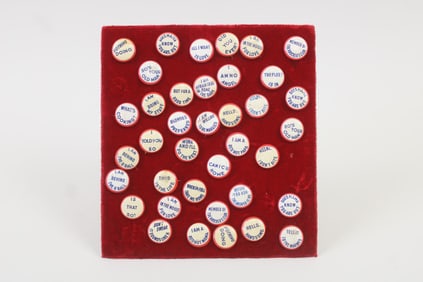 Collection of 30 Pinback Buttons, Funny Phrases
