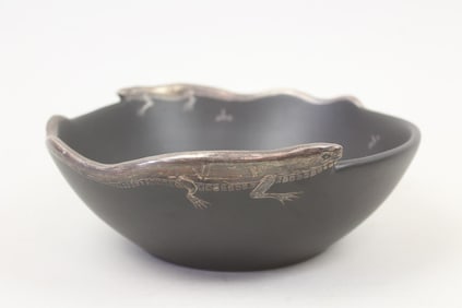 Emilia Castillo Plata Pura Black Pottery Mexico, Iguana