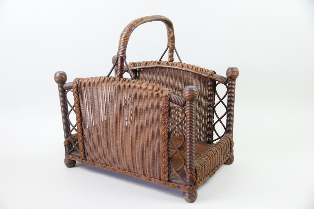 Wicker Rattan Magazine Rack, Firewood Log Holder (1 of 11)
